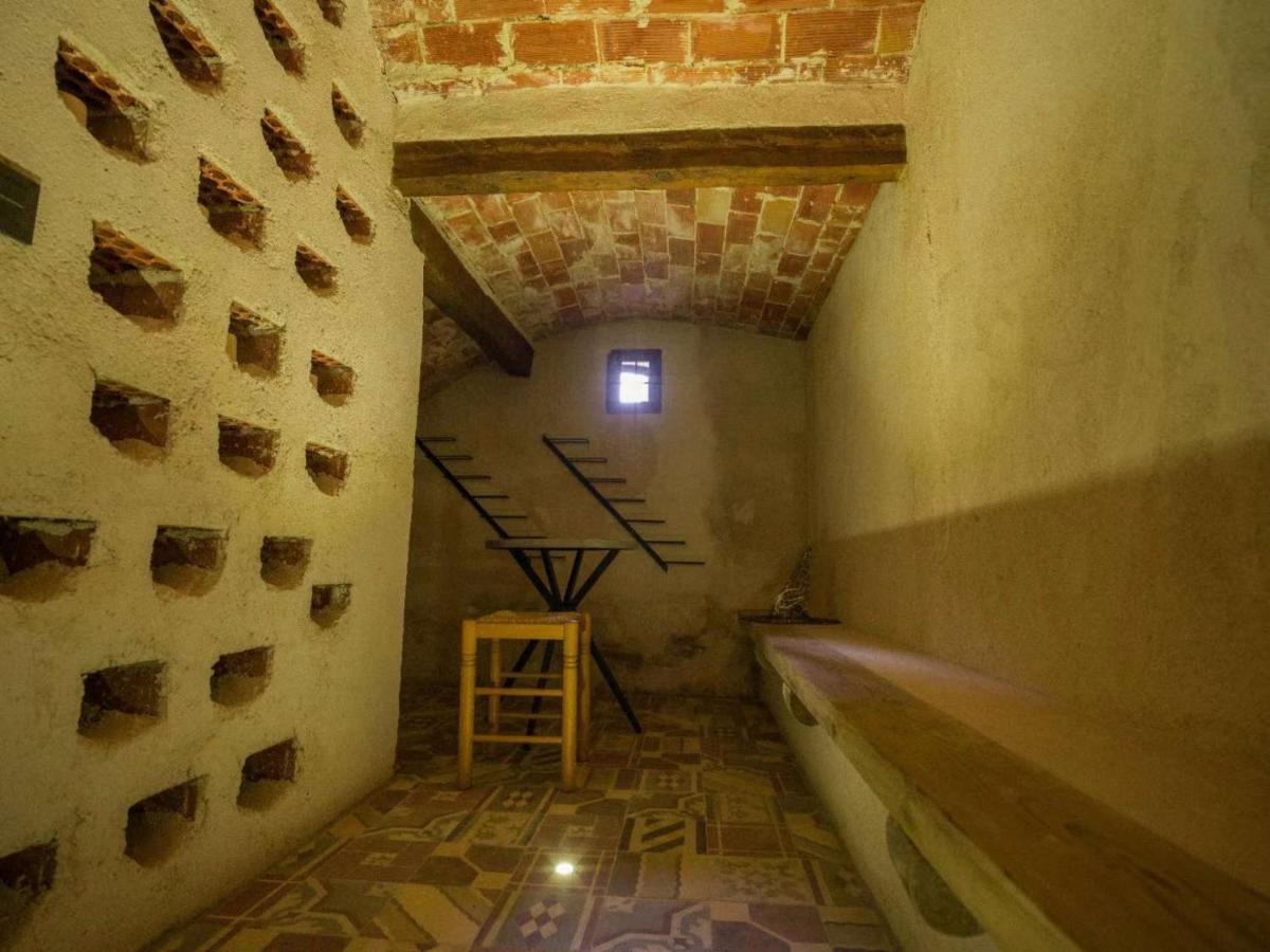 Casa De Los Mendoza - Casa Solariega En El Casco Historico アルカラ・デ・エナレス エクステリア 写真